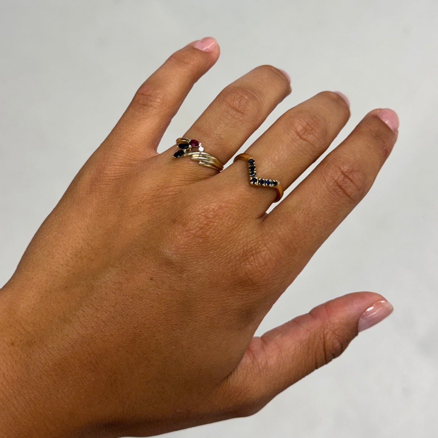 18 karaat vintage ring met Saffier