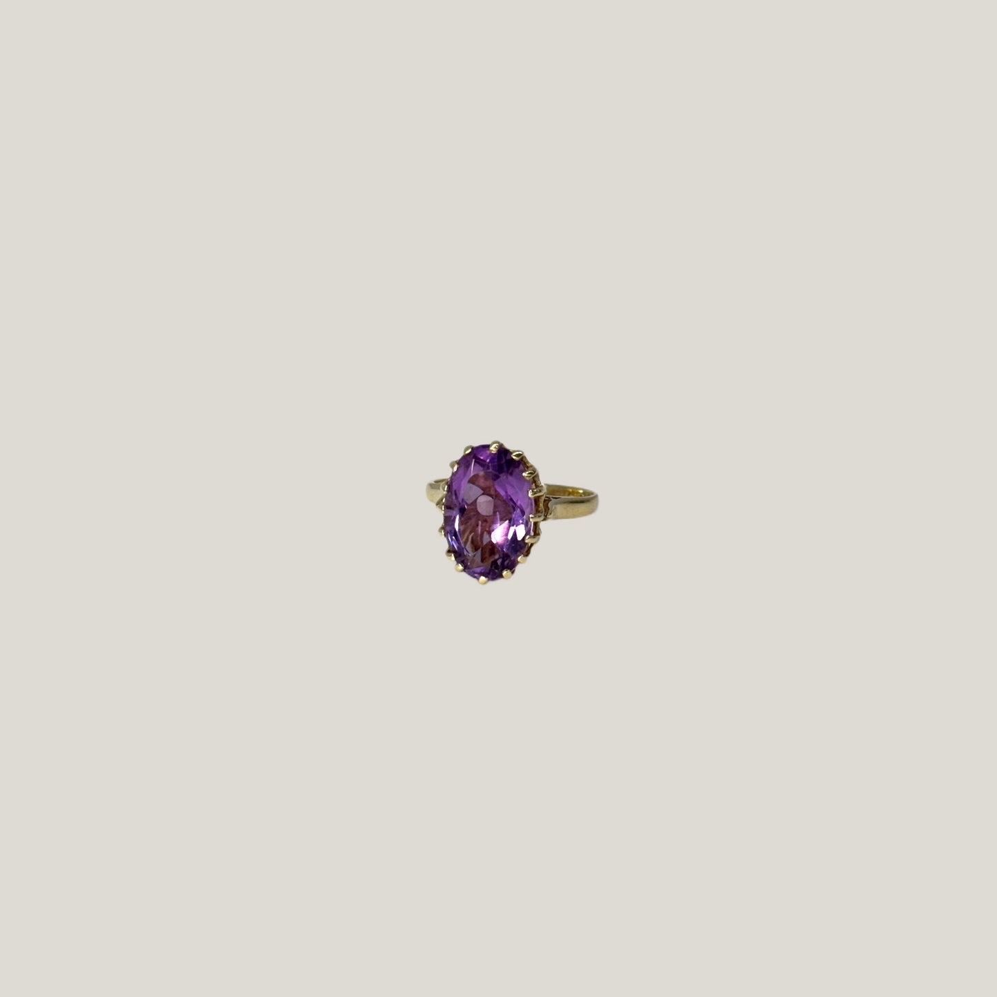 SAAR | 9k vintage ring met Amethist
