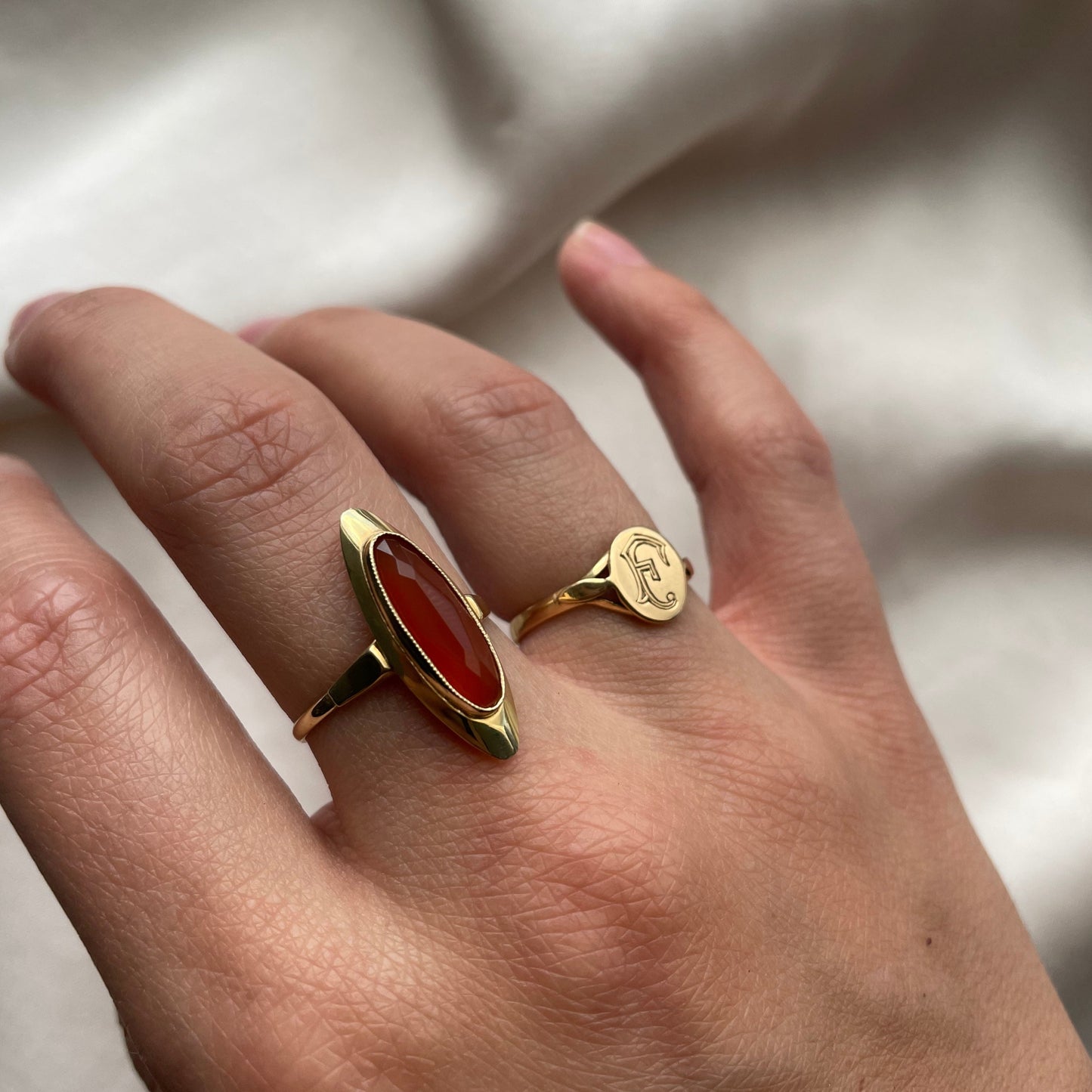 14K vintage ovale ring met een carneool steen